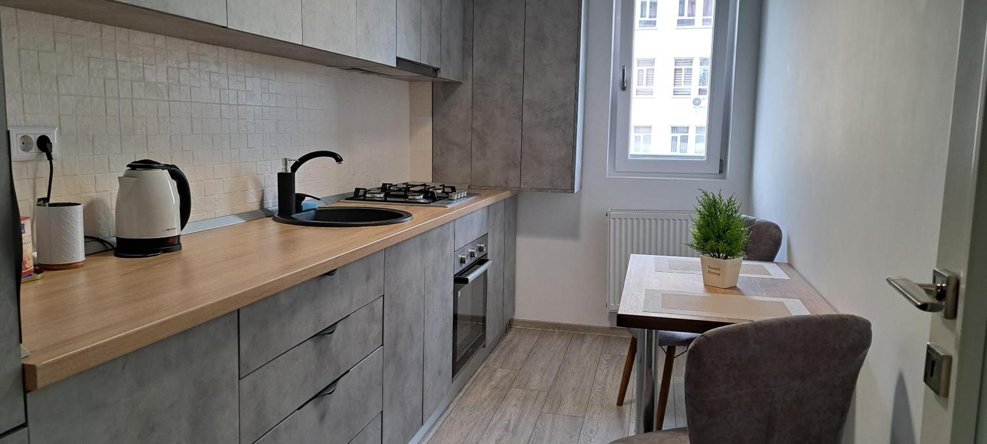 Relax Home Apartment Q Iasi Bagian luar foto